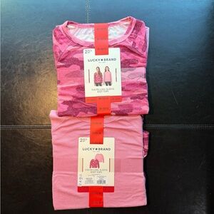 Set of 4 Lucky Brand Pink Camo and Solid Long Sleeve Tops.